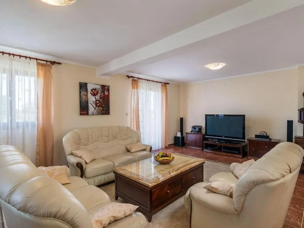 Villa Divina Comfortable Holiday Residence Sisan
