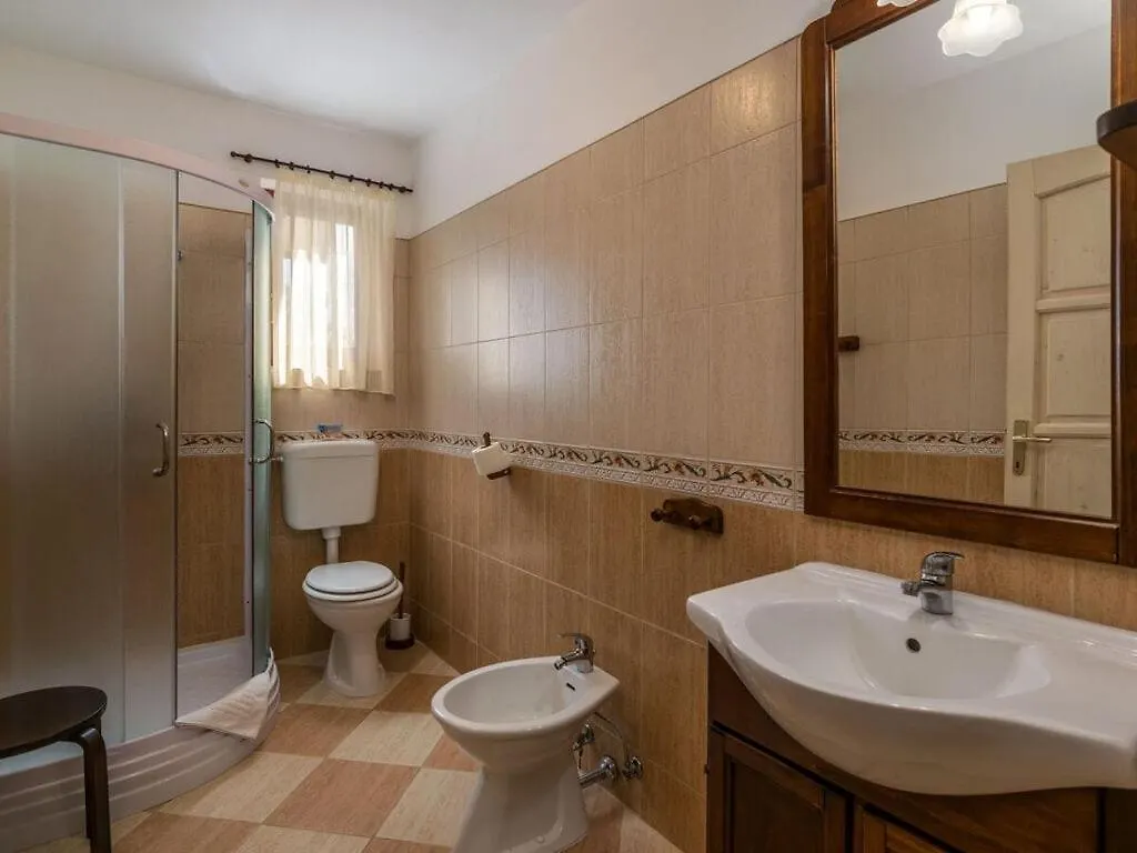 Villa Divina Comfortable Holiday Residence Sisan Croatia